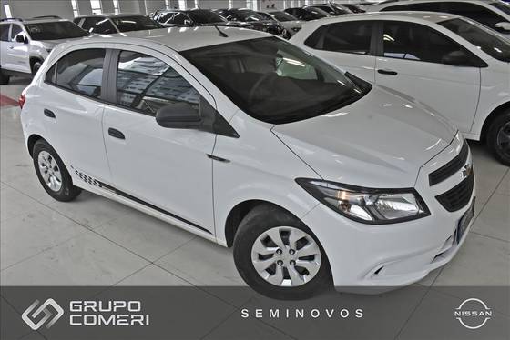 CHEVROLET ONIX 1.0 MPFI JOY 8V FLEX 4P MANUAL CHEVROLET ONIX 1.0 MPFI JOY 8V FLEX 4P MANUAL